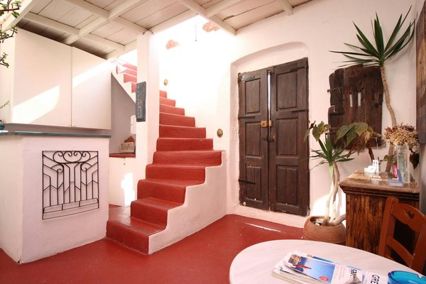 Comment découvrir les traditions artisanales en Inde du Sud : ateliers et produits typiques ?